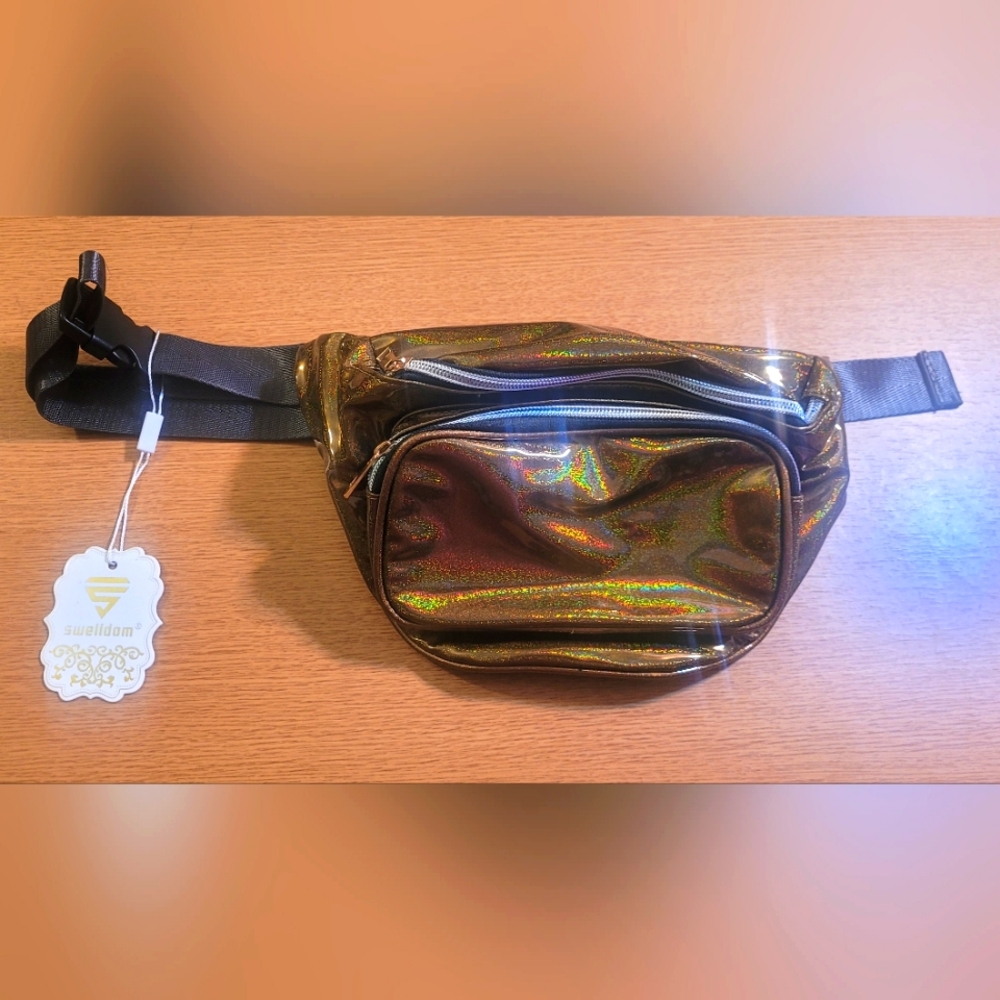 NEW Metallic Crossbody/Fanny Pack